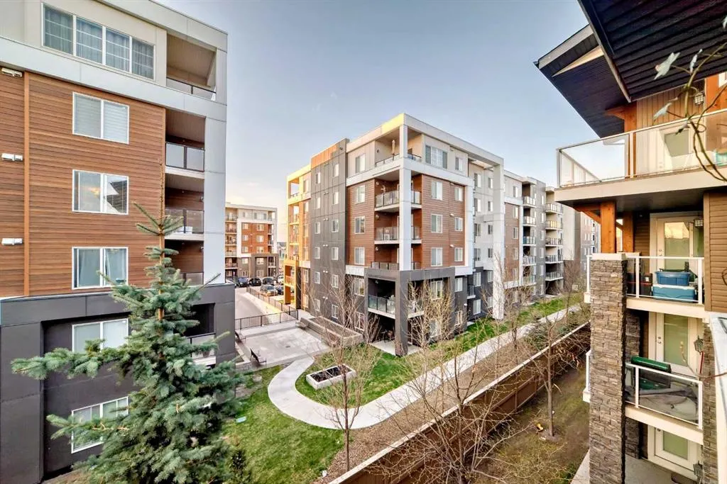 240 Skyview Ranch Road NE, #3302