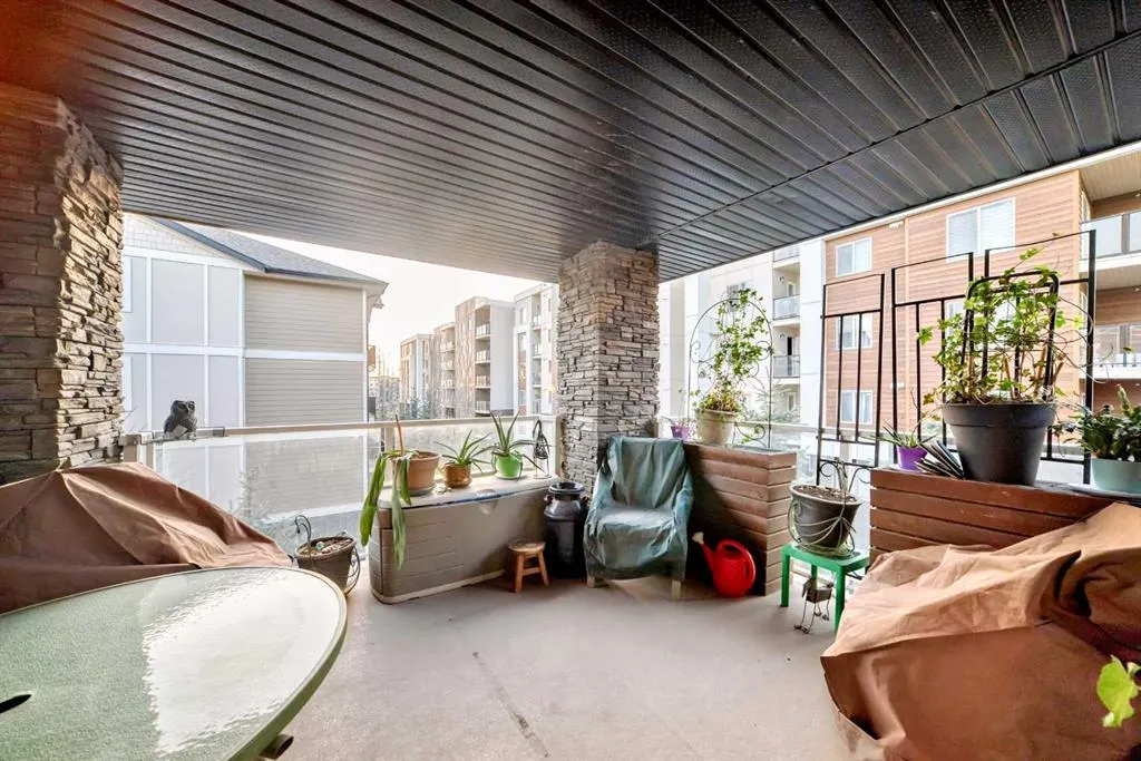 240 Skyview Ranch Road NE, #3302