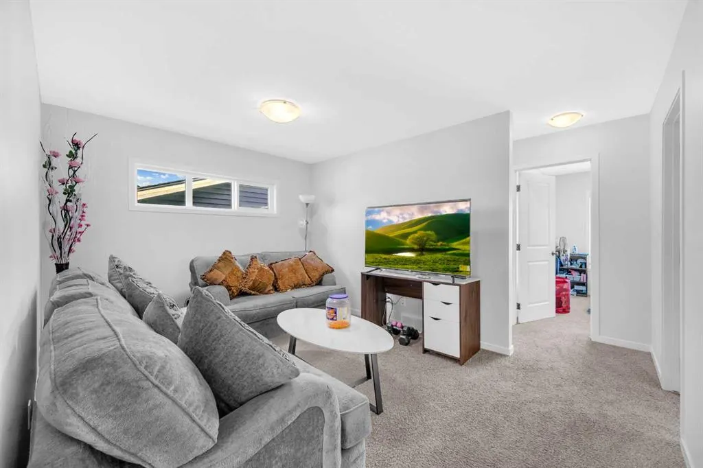 123 Aquila Way NW
