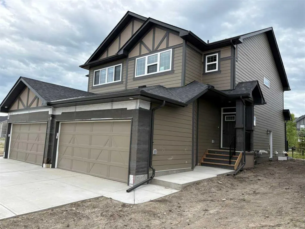 264 Legacy Glen Parade SE