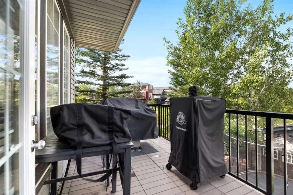 391 Evansdale Way NW
