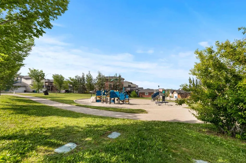 391 Evansdale Way NW