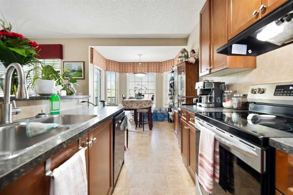 391 Evansdale Way NW