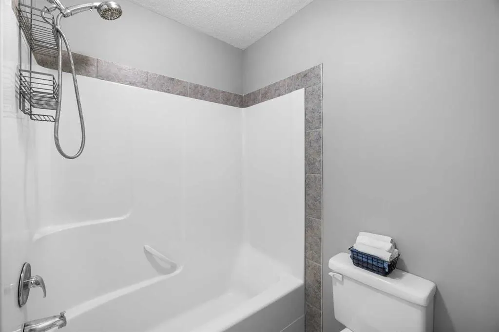 8 Prestwick Pond Terrace SE, #220