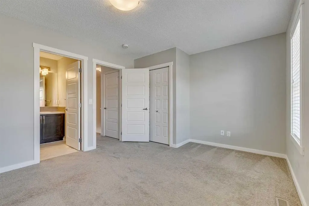 515 Cranford Mews SE