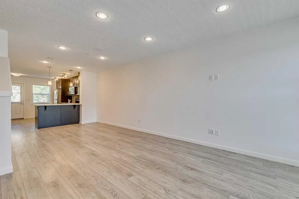515 Cranford Mews SE