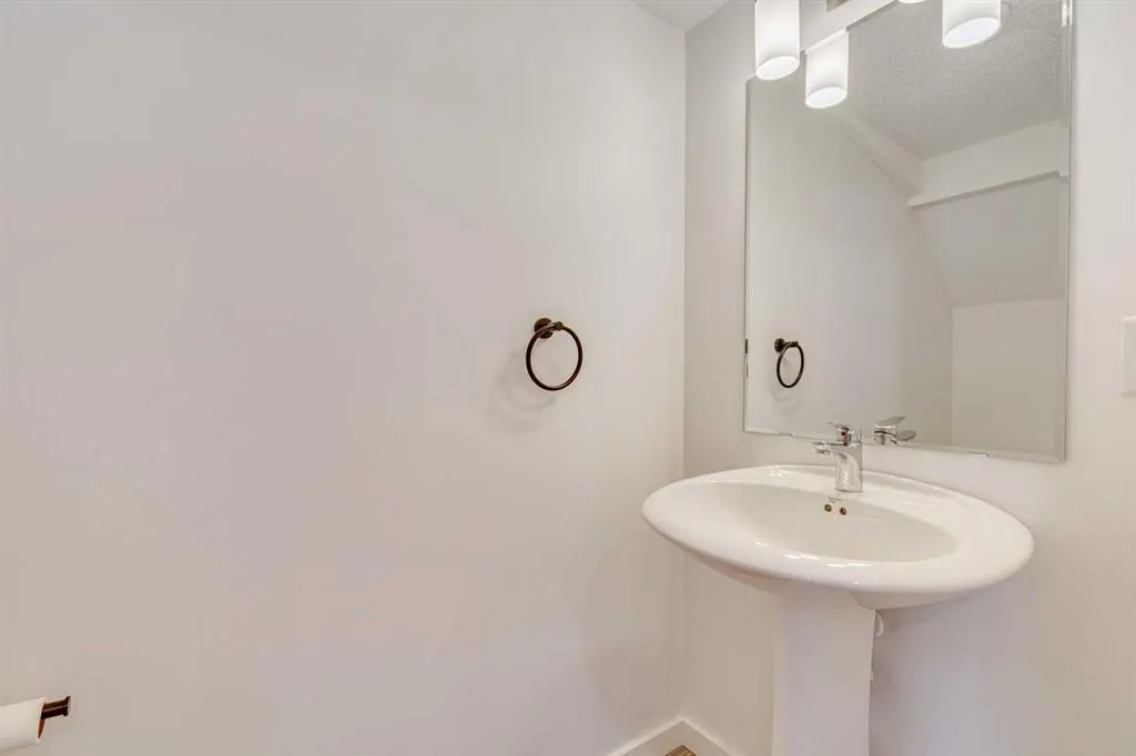 515 Cranford Mews SE