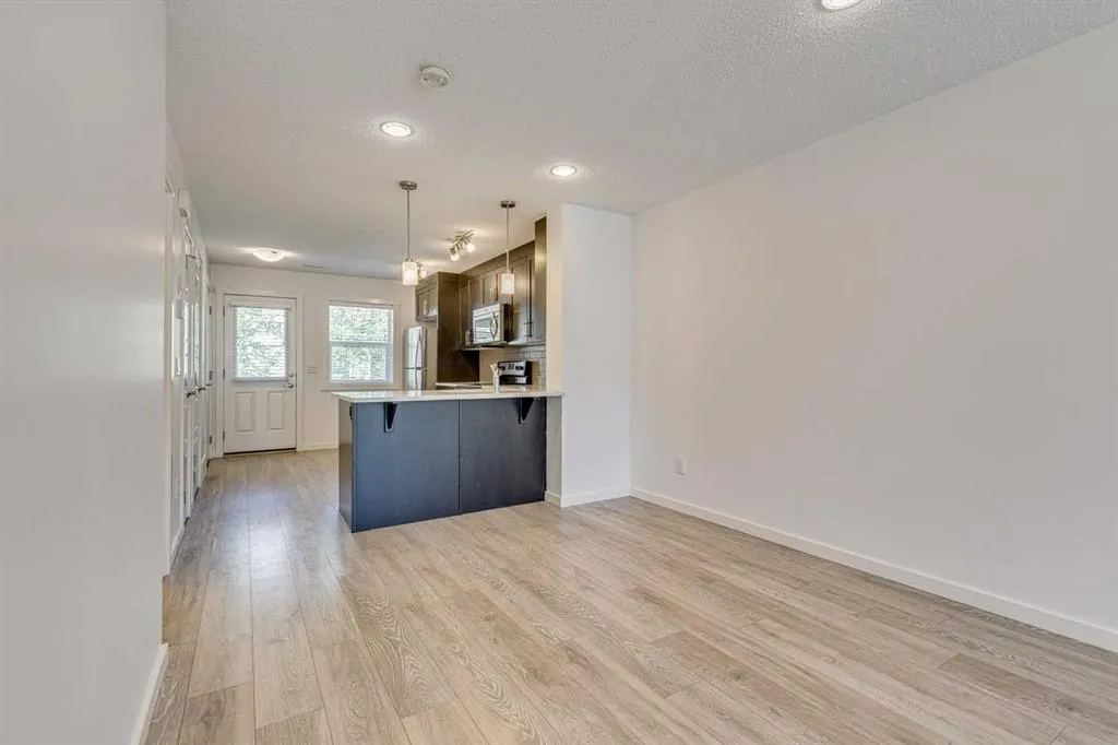 515 Cranford Mews SE