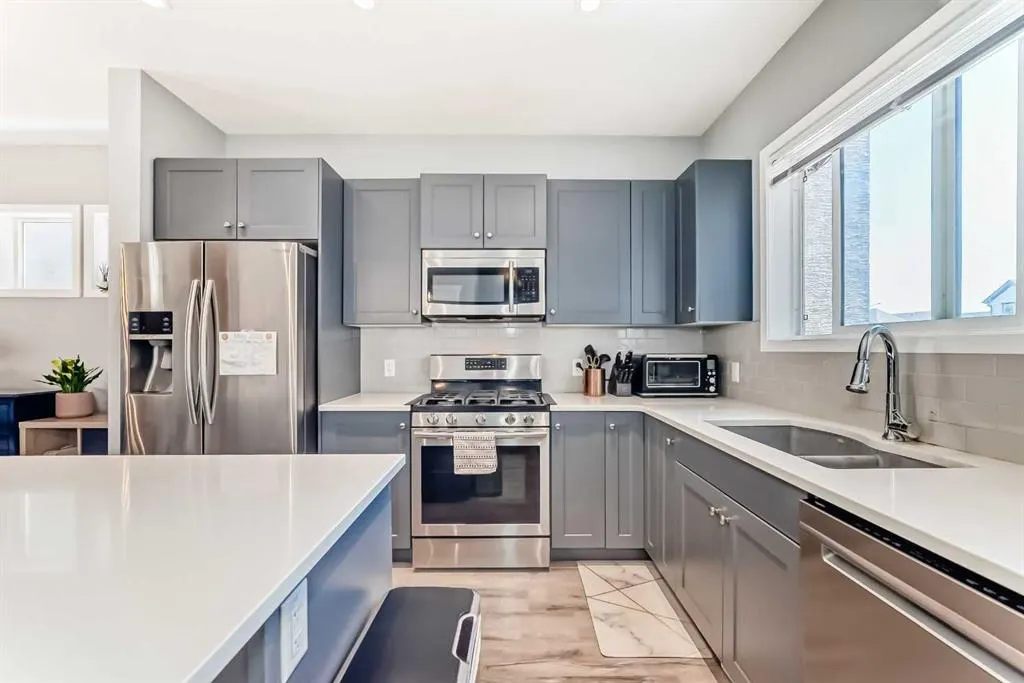 96 Masters Heights SE