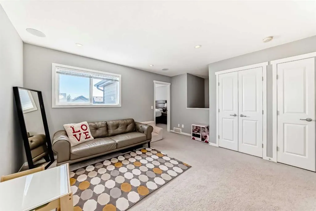 96 Masters Heights SE