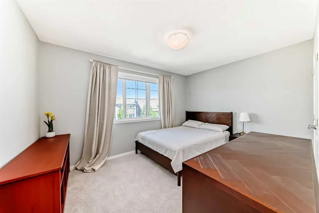 96 Masters Heights SE
