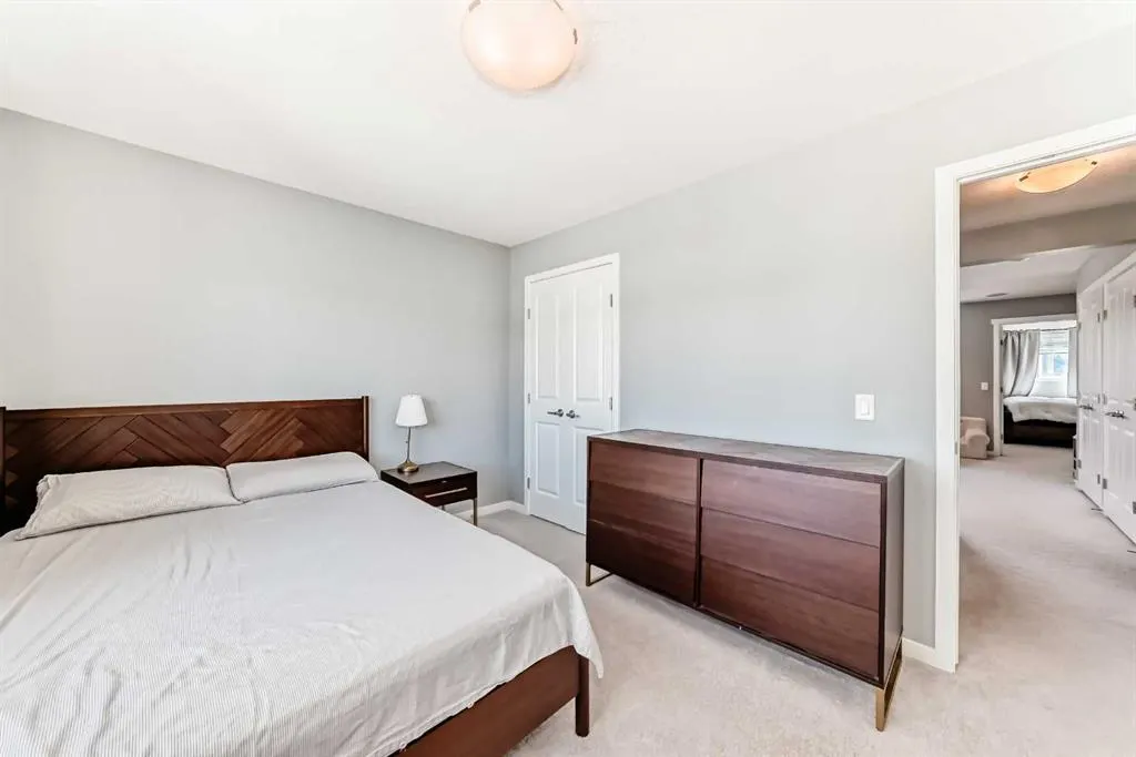 96 Masters Heights SE
