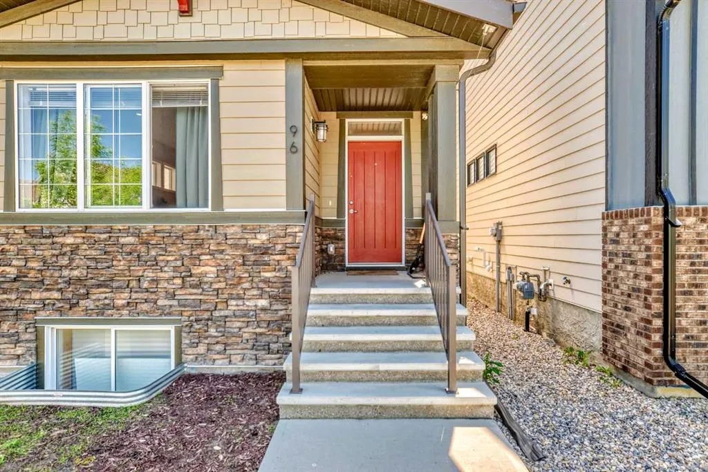 96 Masters Heights SE