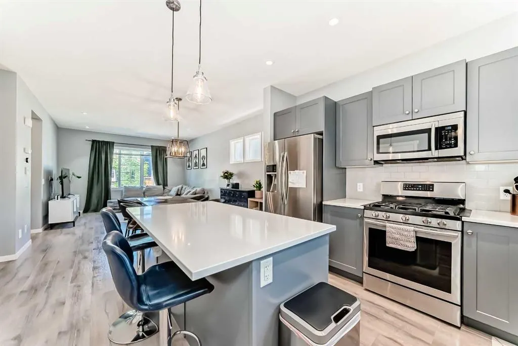 96 Masters Heights SE