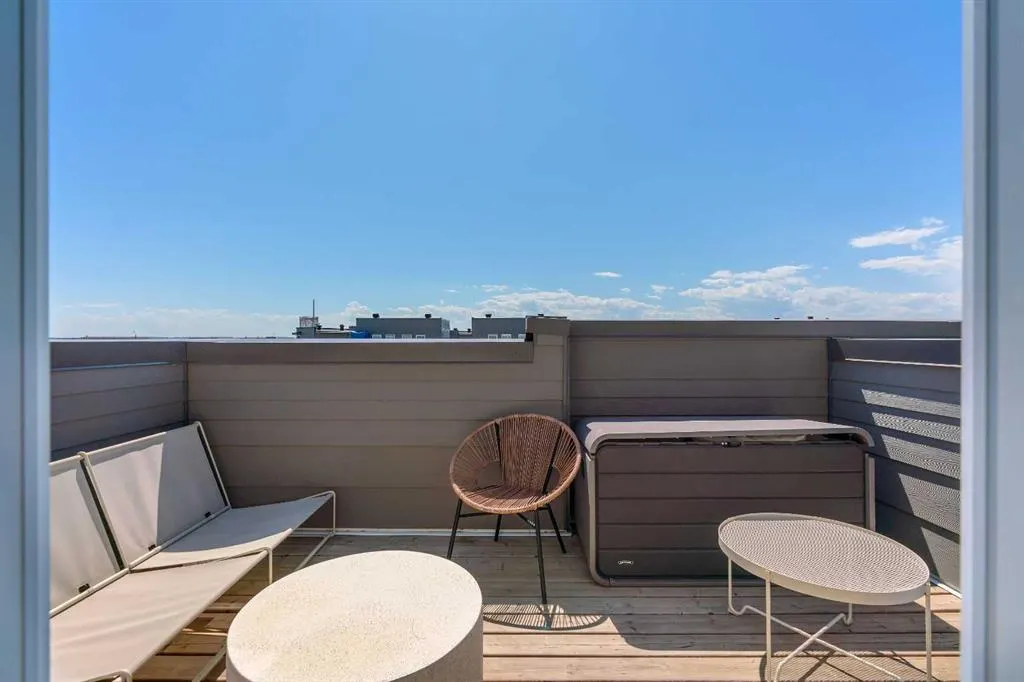 19500 37 Street SE, #312