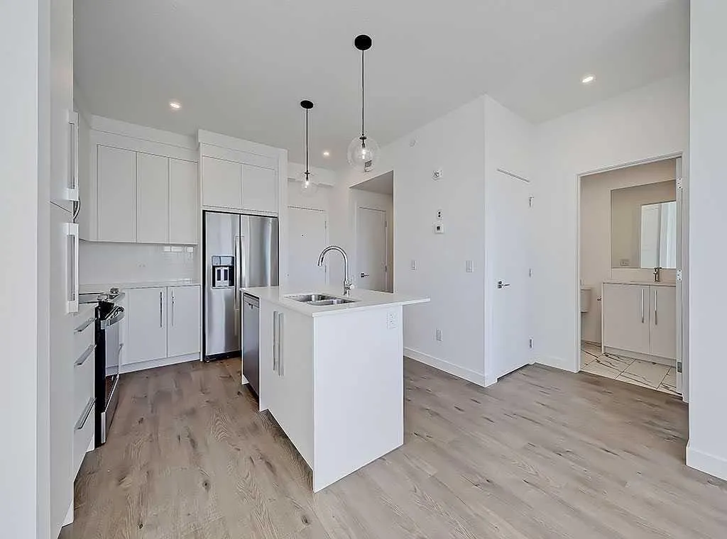 395 Skyview Parkway NE, #1109