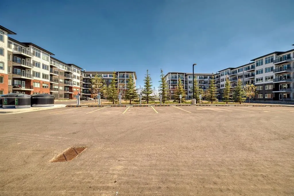 395 Skyview Parkway NE, #1109