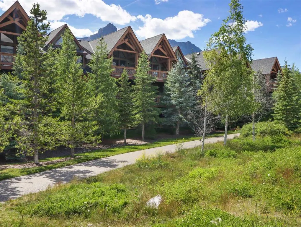 106 Stewart Creek Landing, #303