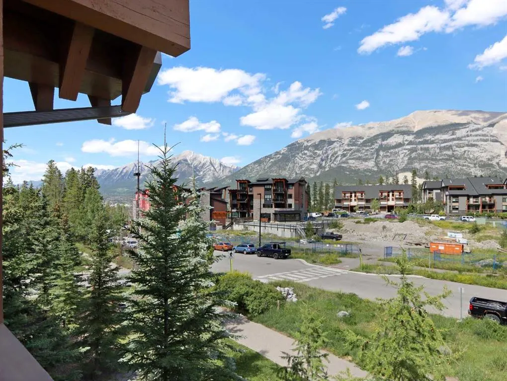 106 Stewart Creek Landing, #303