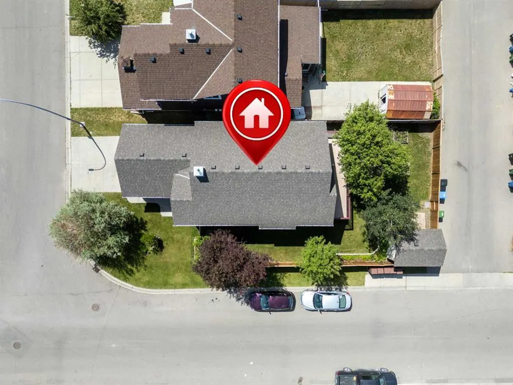 4 Martha's Meadow Place NE