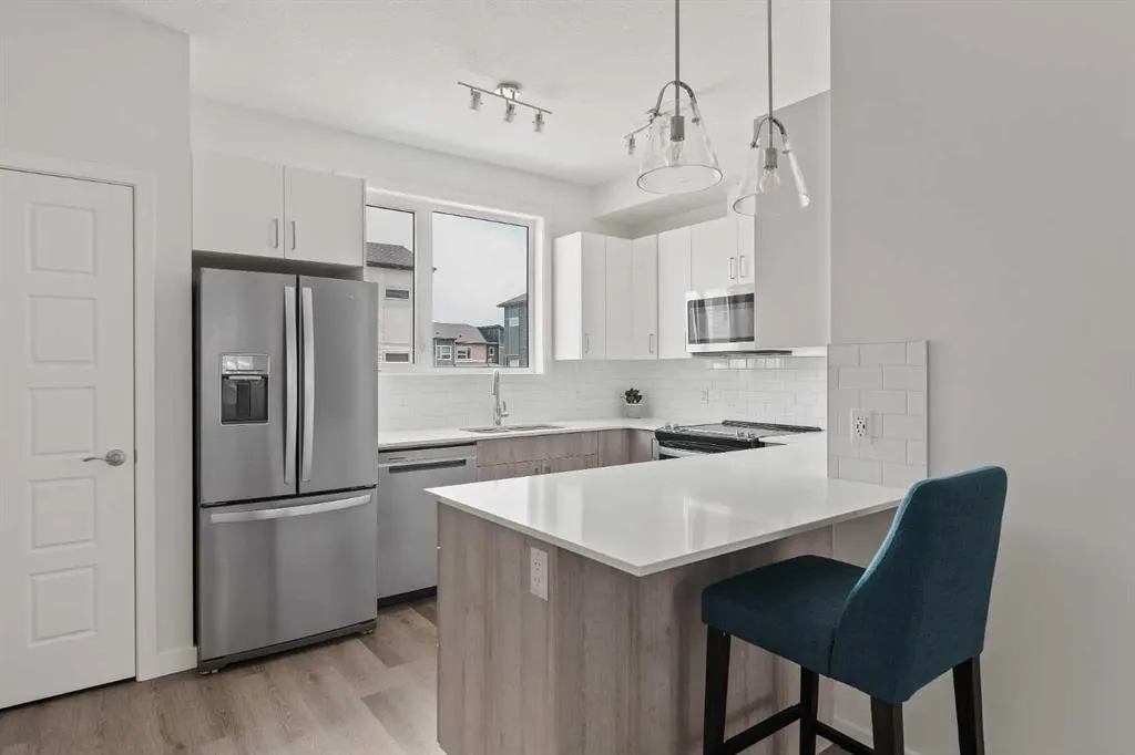 301 Redstone Boulevard NE, #405