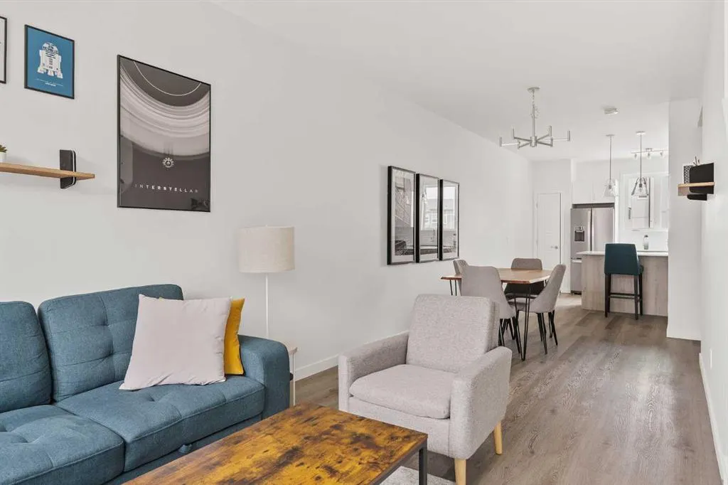 301 Redstone Boulevard NE, #405
