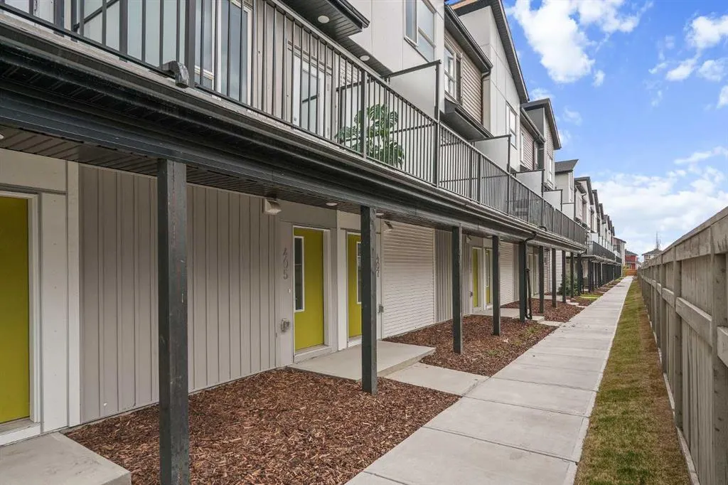 301 Redstone Boulevard NE, #405