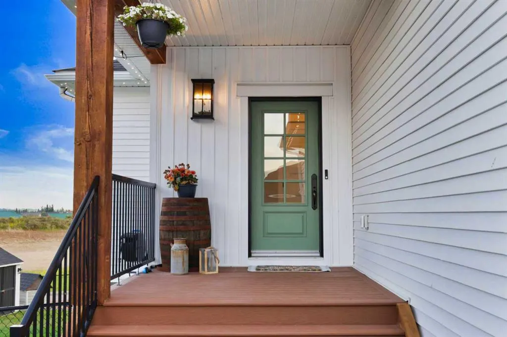 8 Bishop Circle