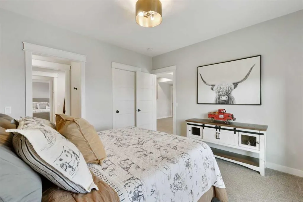 8 Bishop Circle