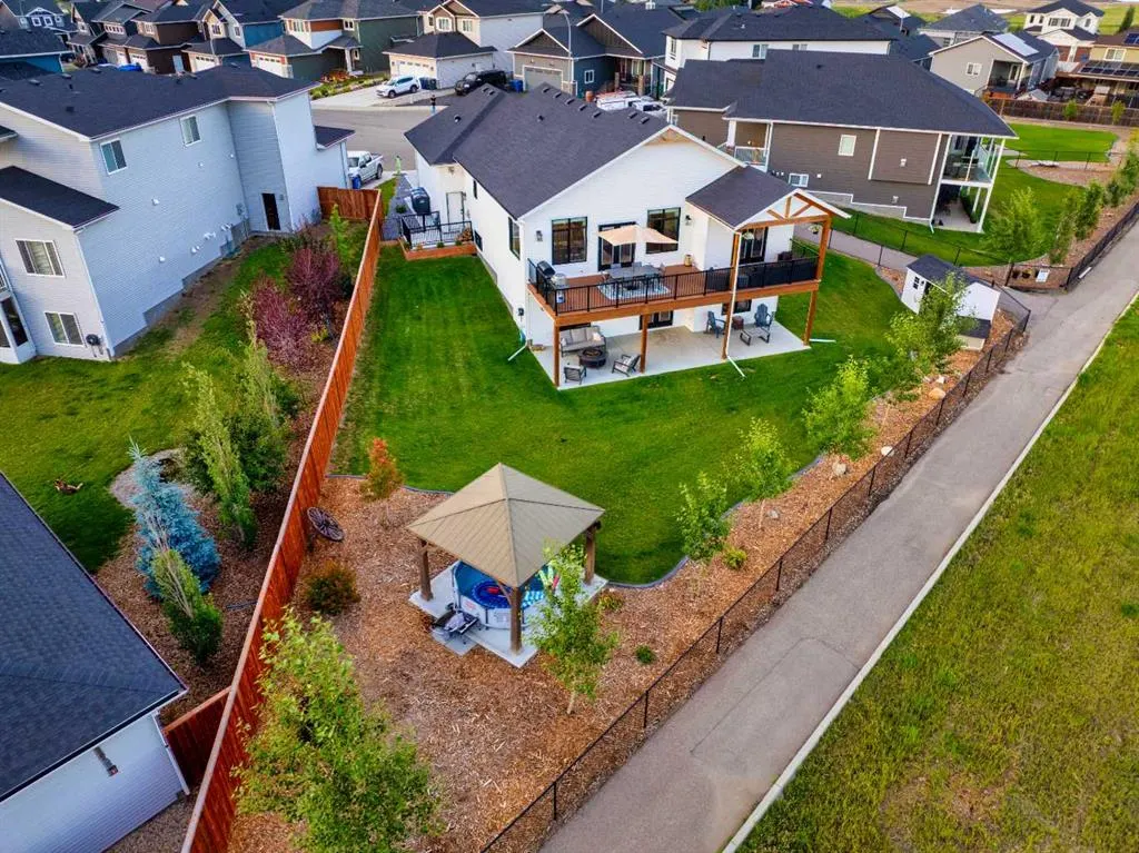 8 Bishop Circle