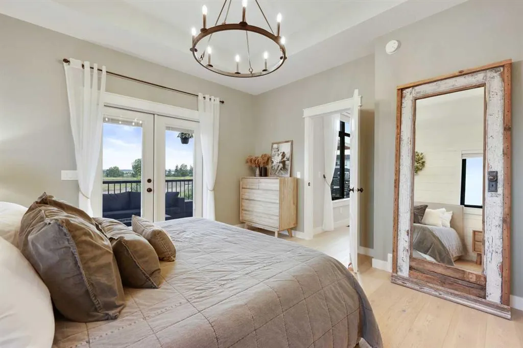 8 Bishop Circle