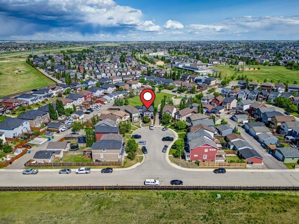32 AUTUMN Court SE