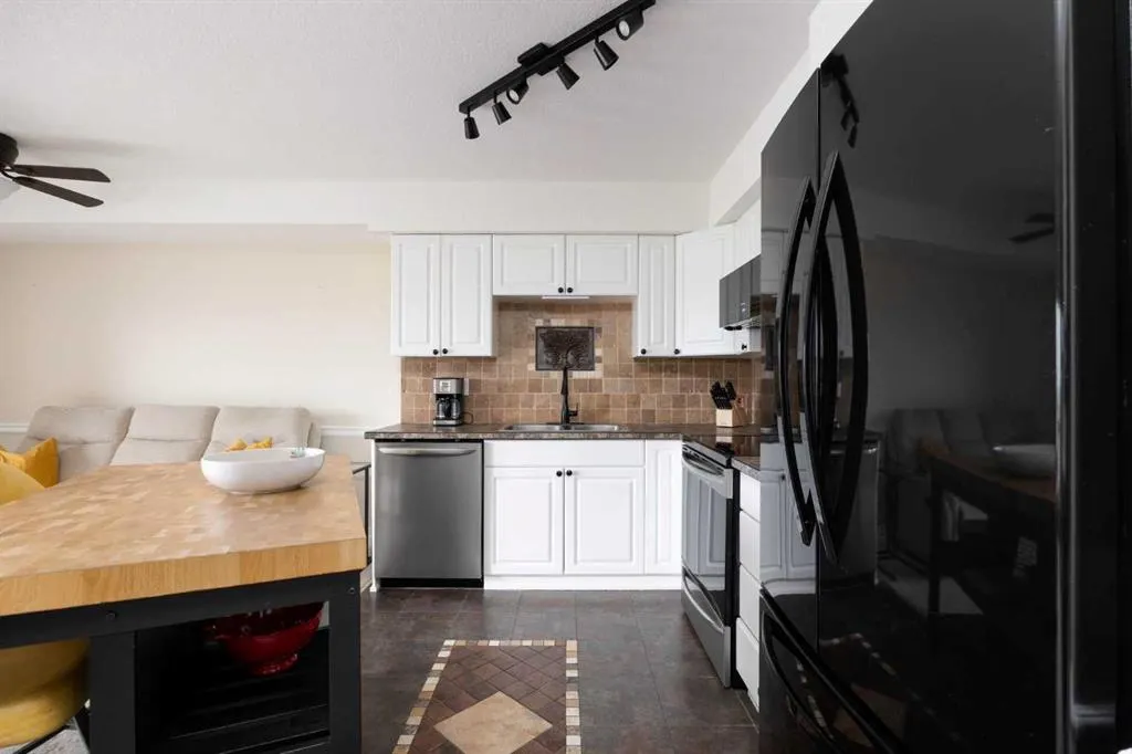 248A Grosbeak Way, #113