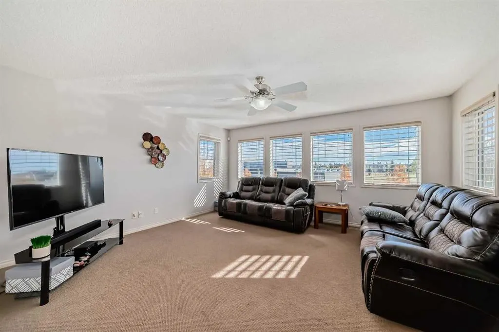 785 Auburn Bay Boulevard SE