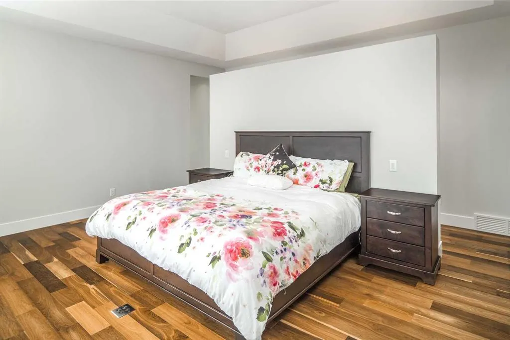 20 Rockwater Way