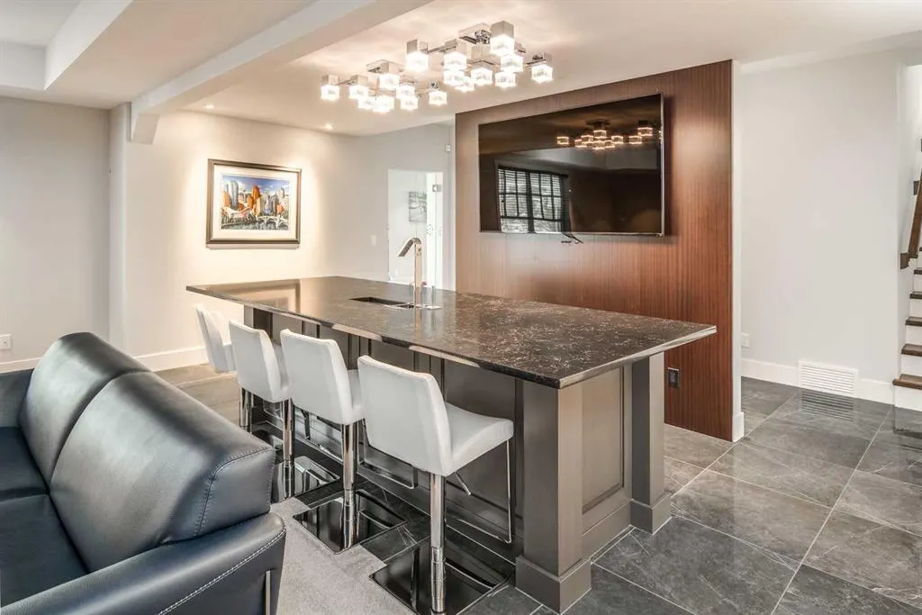 20 Rockwater Way