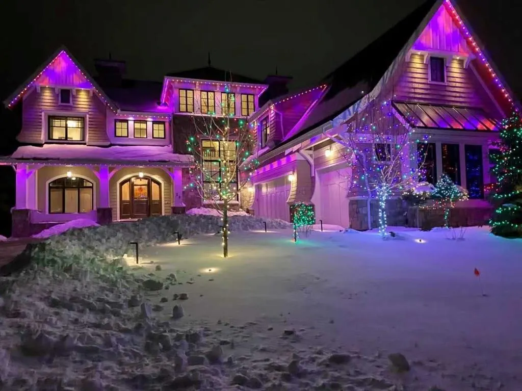 20 Rockwater Way