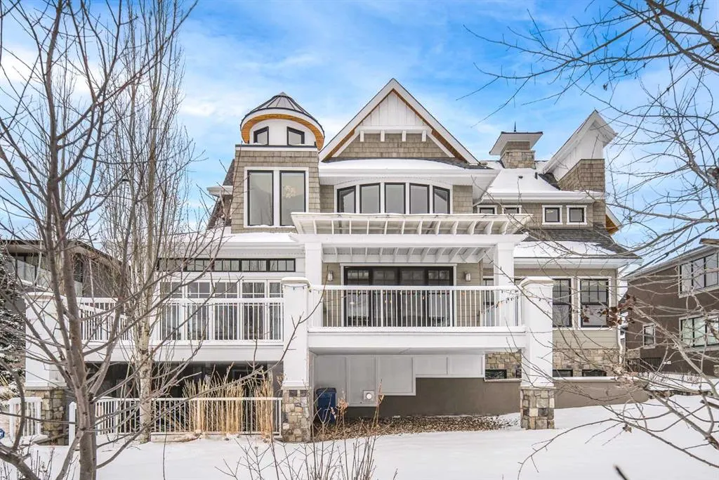 20 Rockwater Way