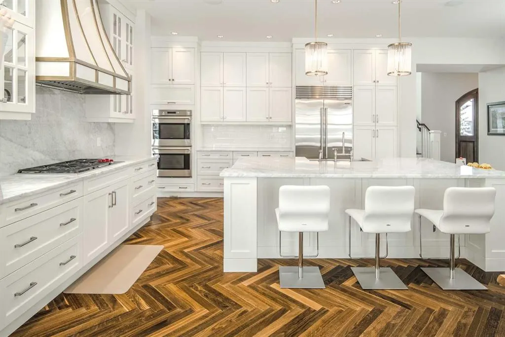 20 Rockwater Way