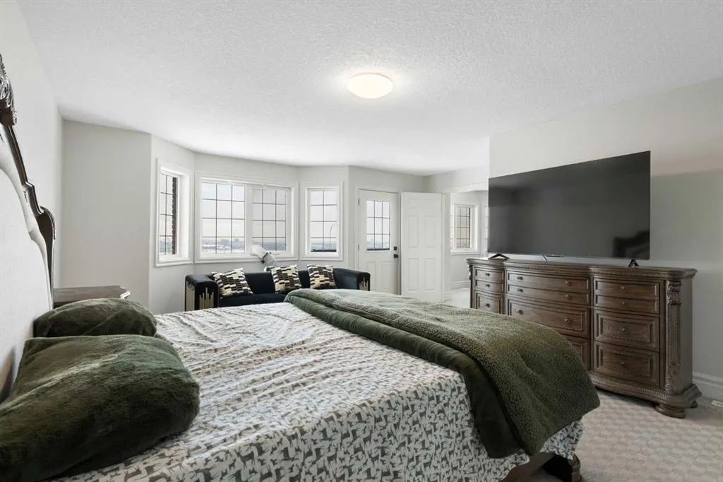 43 Prominence Path SW
