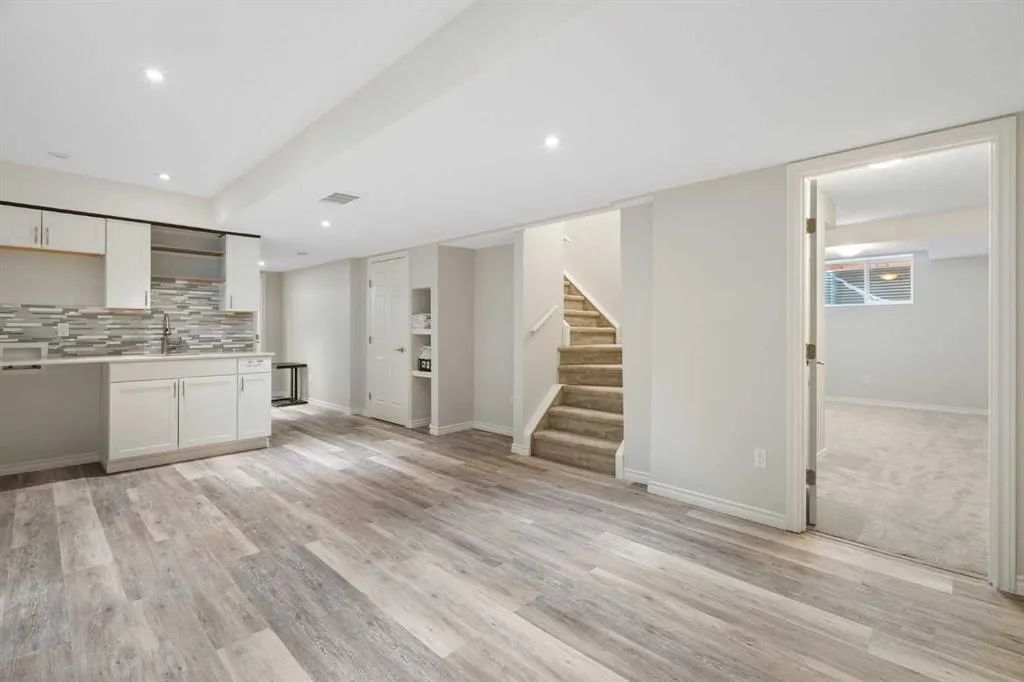 43 Prominence Path SW