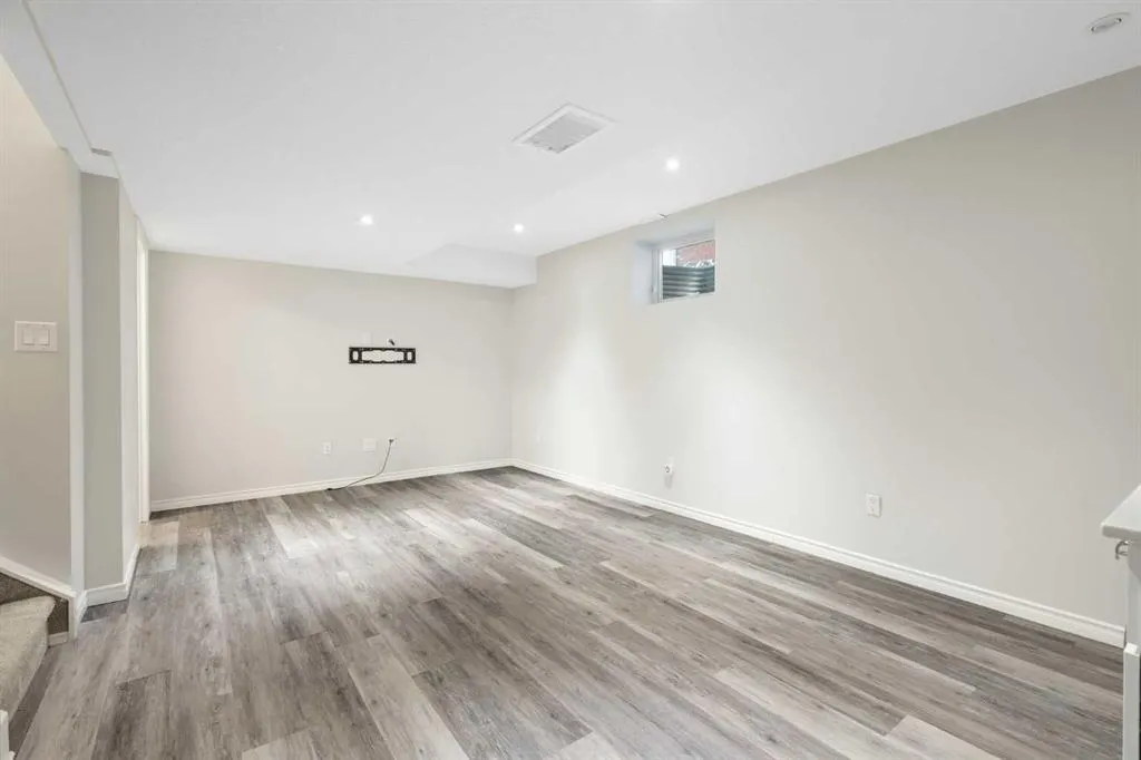 43 Prominence Path SW