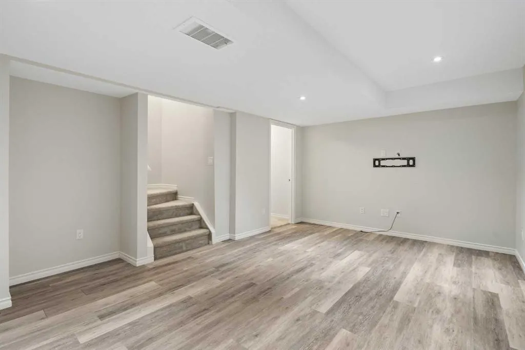 43 Prominence Path SW