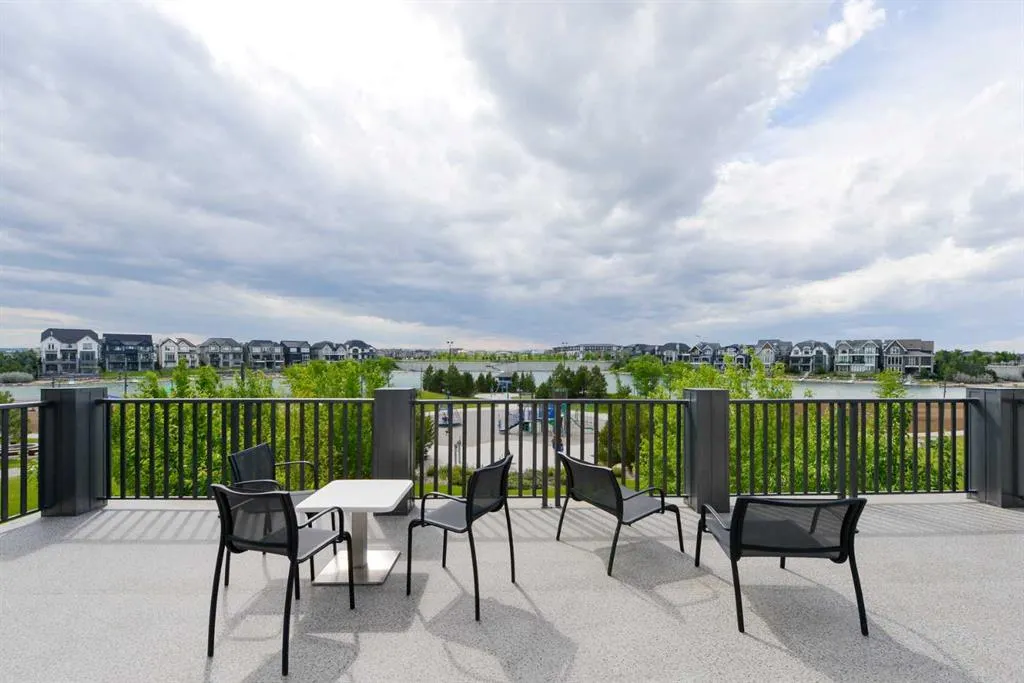 24 Mahogany Path SE, #112