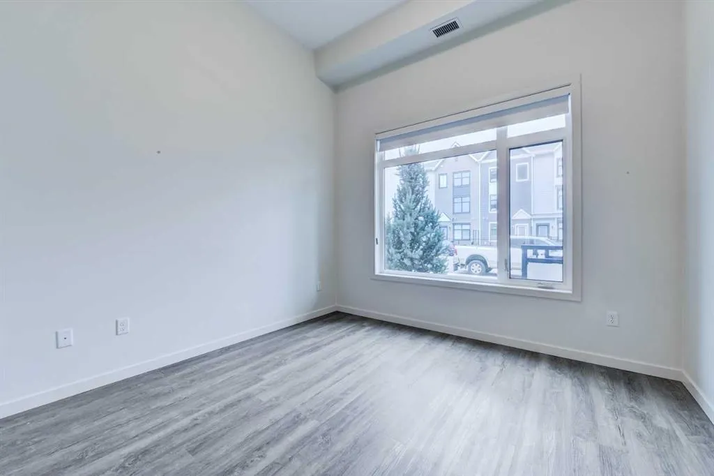24 Mahogany Path SE, #112