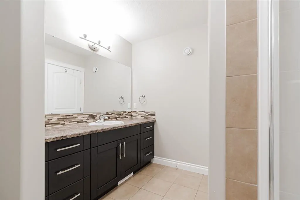 300 Sparrow Hawk Drive, #9