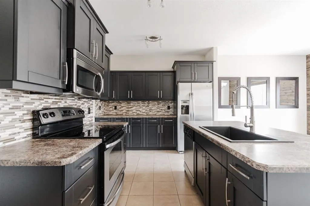 300 Sparrow Hawk Drive, #9
