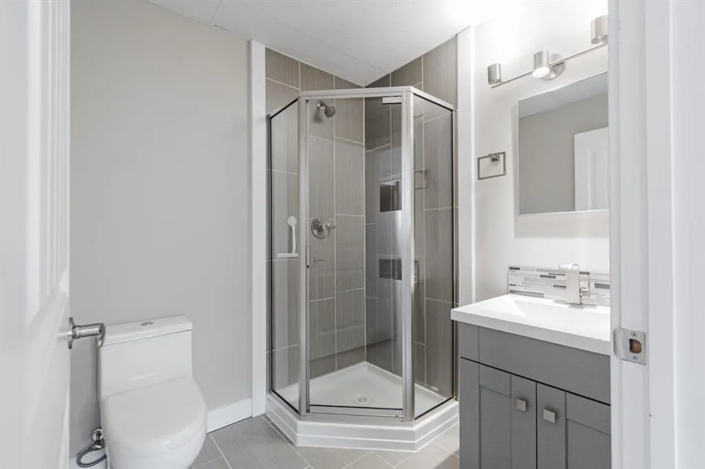300 Sparrow Hawk Drive, #9