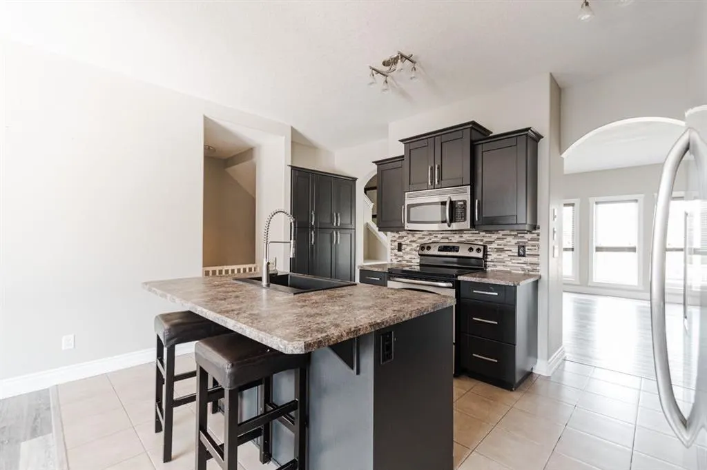 300 Sparrow Hawk Drive, #9