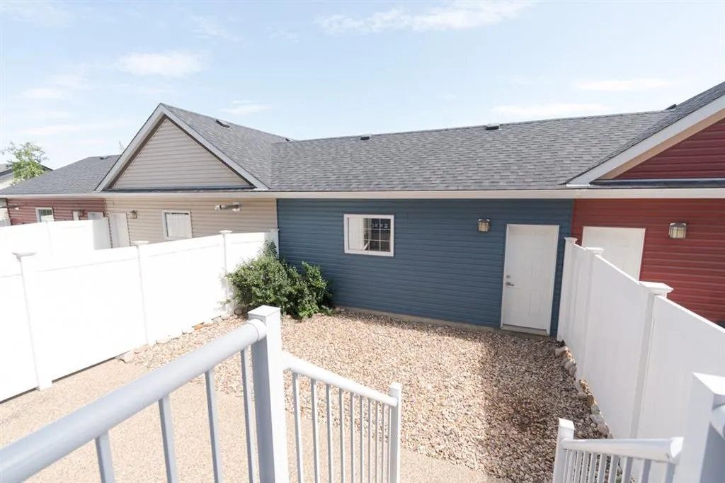 300 Sparrow Hawk Drive, #9